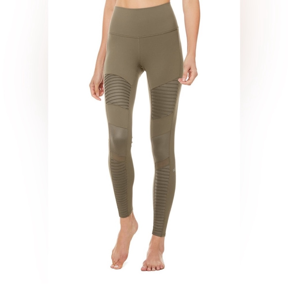 Alo yoga army green moto leggings size small